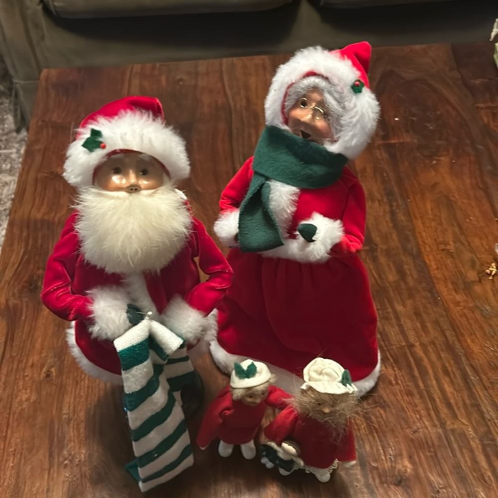 Buyers’ Choice. Mr. and Mrs. Claus with children.